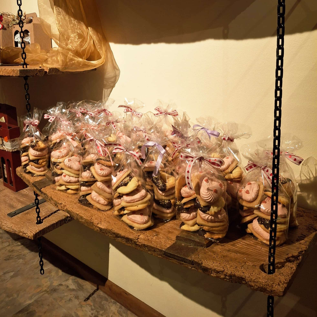 Feine Herz-Guetzli im Hofladen